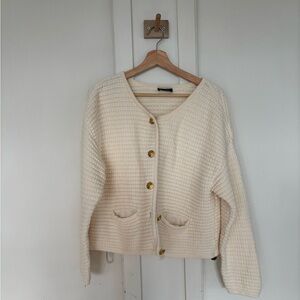 Gap Cream with gold buttons cardigan